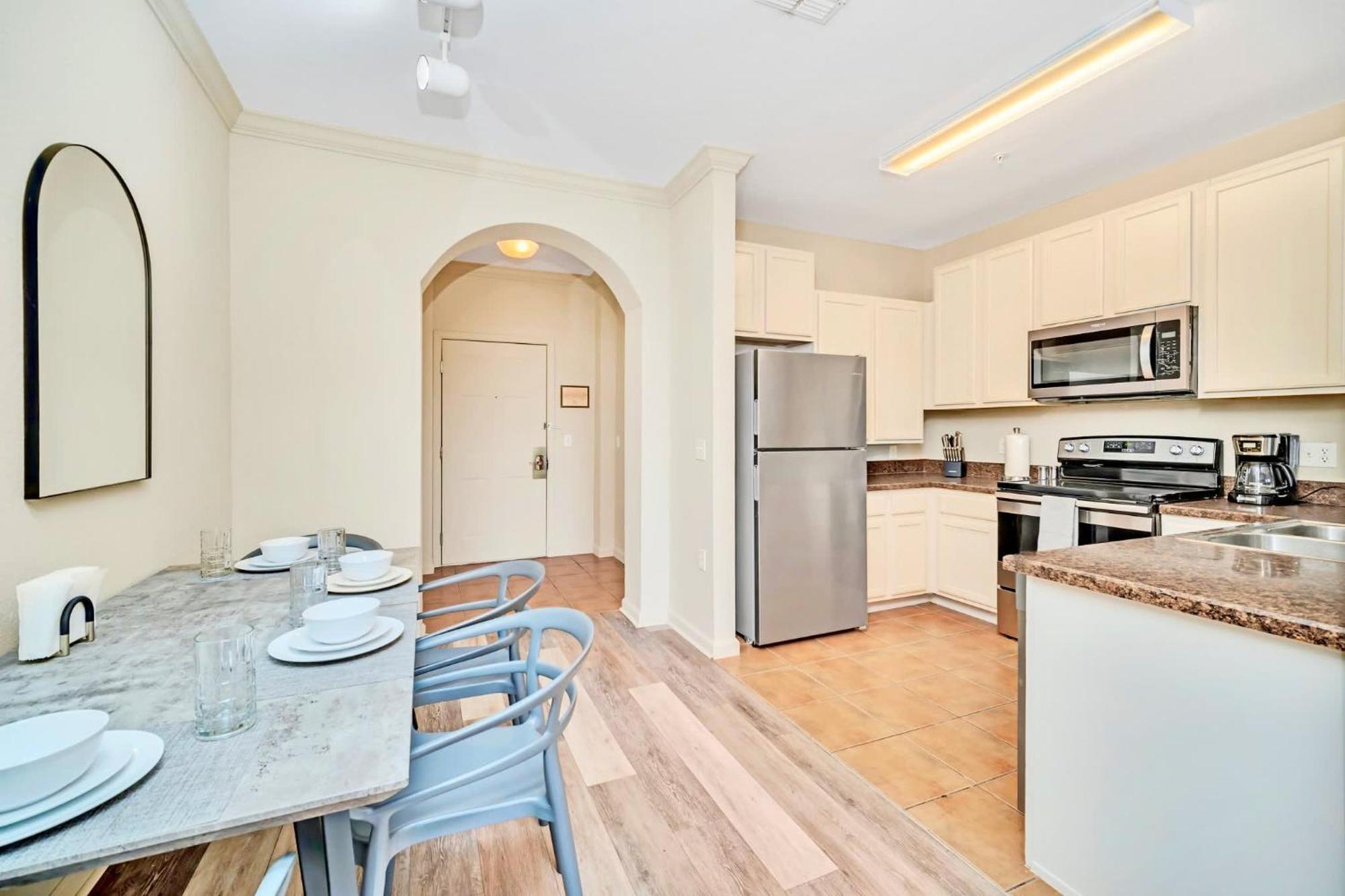 Stunning 2Br Condo With Hot Tub And Pool, Near Disney! Orlando Ngoại thất bức ảnh