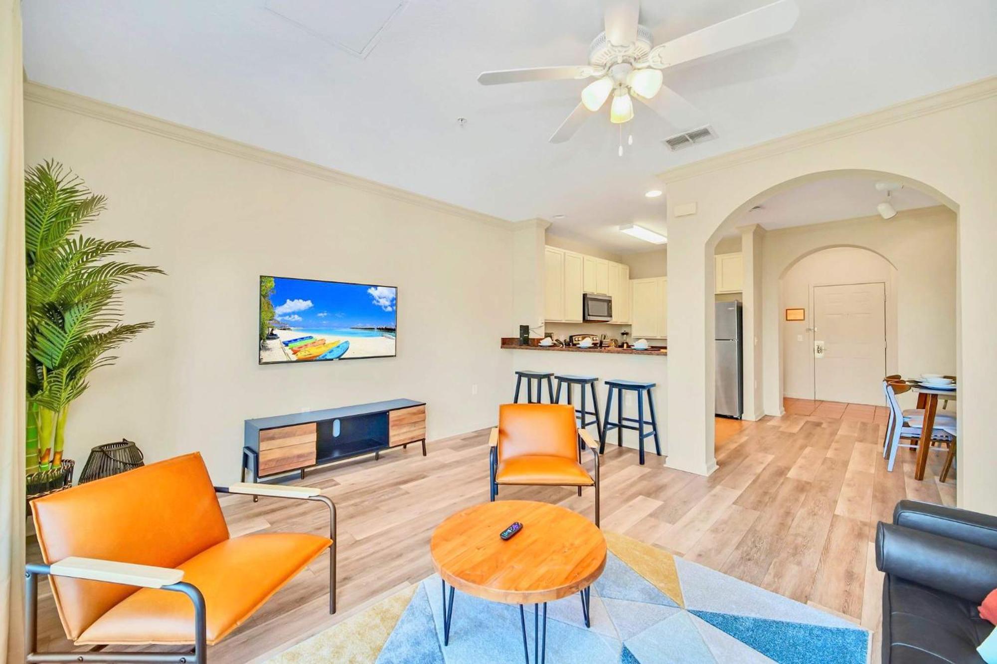 Stunning 2Br Condo With Hot Tub And Pool, Near Disney! Orlando Ngoại thất bức ảnh