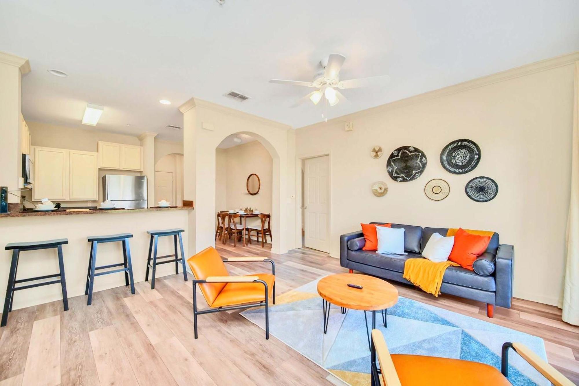 Stunning 2Br Condo With Hot Tub And Pool, Near Disney! Orlando Ngoại thất bức ảnh